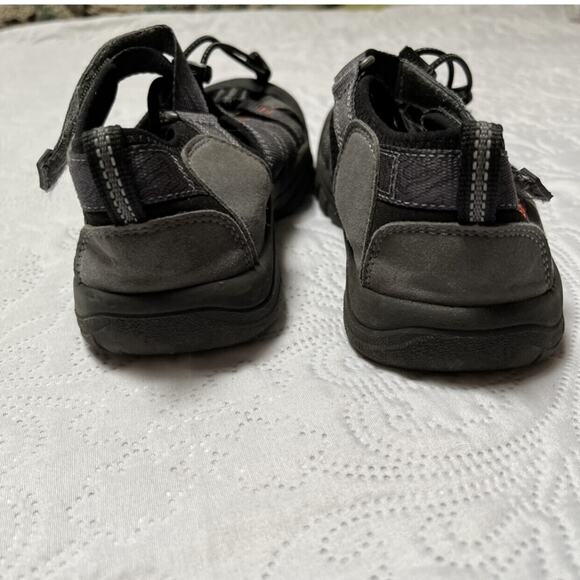 Keen Newport Water Friendly Sandals Kids Size 4 - Picture 7 of 10